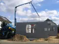 Betonowanie ścian z bloczków z betonu komórkowego. Wiele pozytywnych izodom opinie potwierdza jakość materiałów.