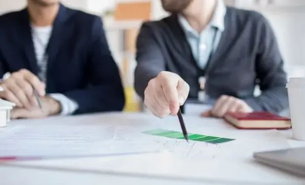 Jak US sprawdza wynajem? Uniknij kar i śpij spokojnie.